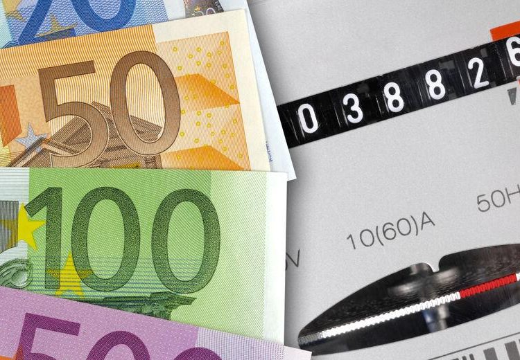 Οι πολίτες πάνε στα δικαστήρια τη ΔΕΗ για την ρήτρα προσαρμογής