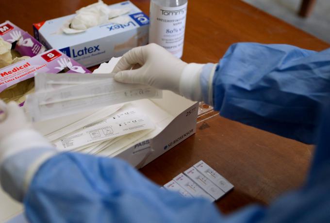 Κορωνοϊός: 15.044 νέα κρούσματα – 73 θάνατοι – 358 διασωληνωμένοι (6/4) – Αλλαγές ημερήσιας έκθεσης