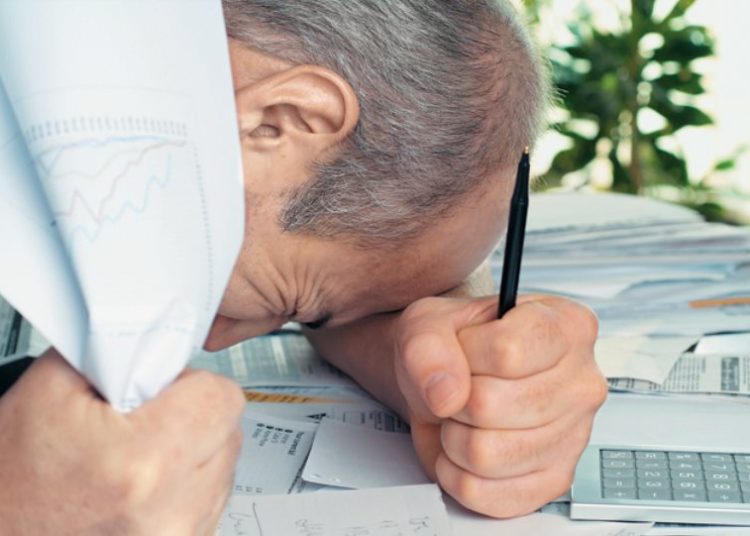 H Κυβέρνηση κόβει το ρεύμα σε πάνω από 26.000 σπίτια