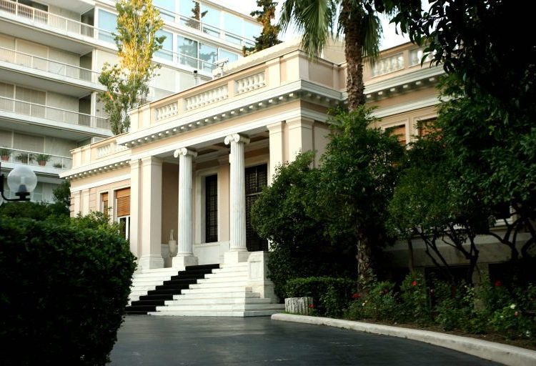 Κάλπες τον Σεπτέμβριο ζητούν βουλευτές ΝΔ: «Δεν θα αντέξουμε!»