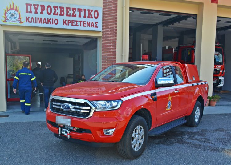 Κρέστενα: Νέο πυροσβεστικό όχημα έτοιμο για να ριχτεί στη μάχη