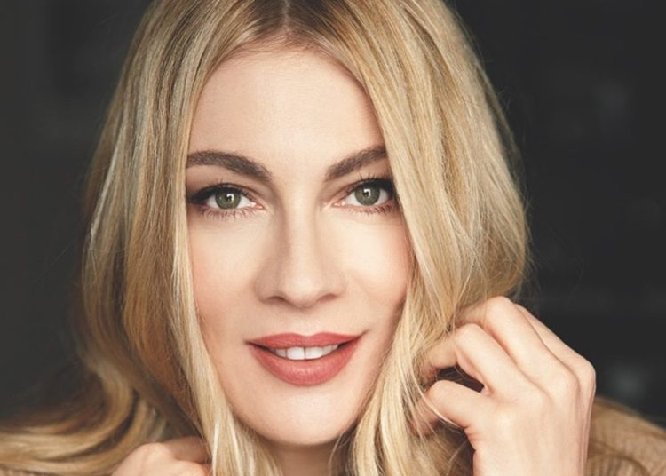 Σμαράγδα Καρύδη: «Δεν έγινα μητέρα επειδή θα γινόμουν σκλάβα του παιδιού»