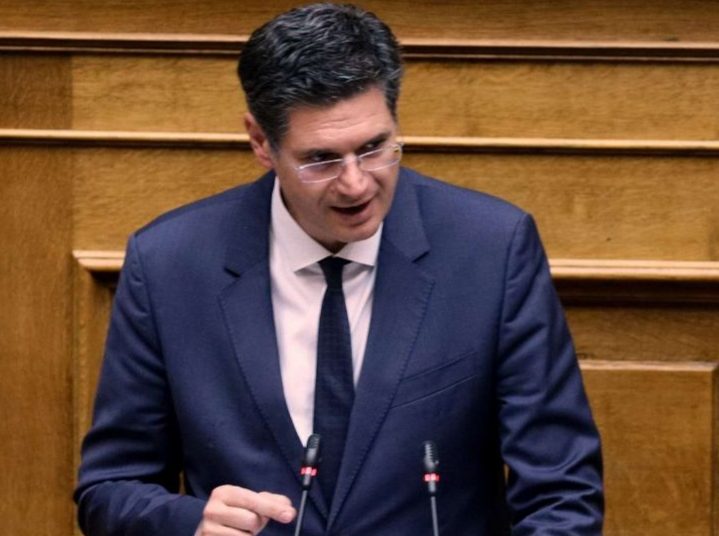Διονύσης Καλαματιανός: «Στην Ελλάδα αποκοπές ρεύματος, στην Ισπανία και στην Πορτογαλία 40% μείωση στους λογαριασμούς»