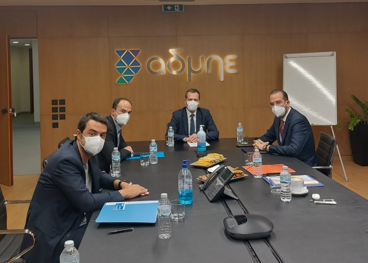 Η Περιφέρεια βιάζεται για να μπουν τα φωτοβολταϊκά