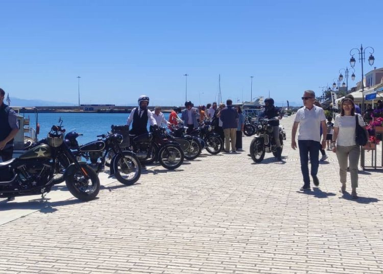 Κατάκολο: Εντυπωσίασαν οι μηχανές για το Gentleman’ s Ride