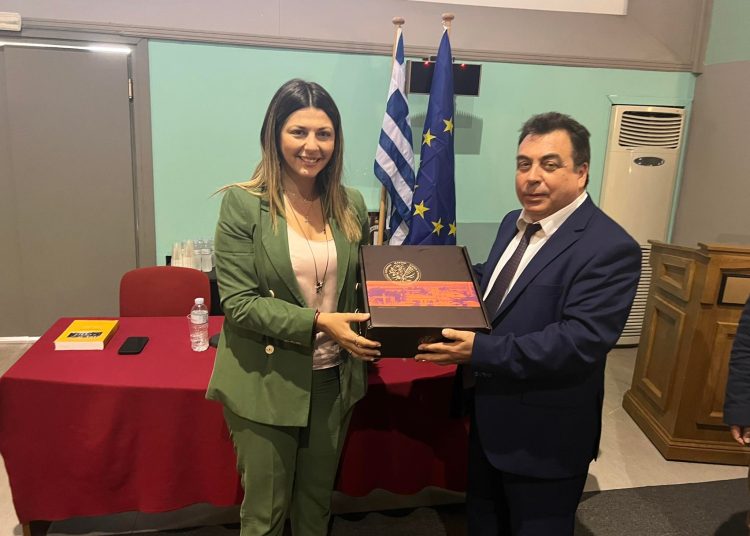 Στην Ιθάκη ο δήμαρχος Πύργου με την υφυπουργό Τουρισμού Ζαχαράκη