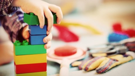 Ομάδα Γυναικών Πύργου: Να μην κλείσει κανένας παιδικός σταθμός