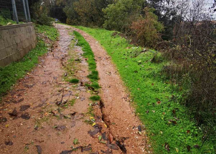 Πέρσαινα, Φολόη, Κούμανι, Αντρώνι: Έργα αγροτικής οδοποιίας 450.000 ευρώ