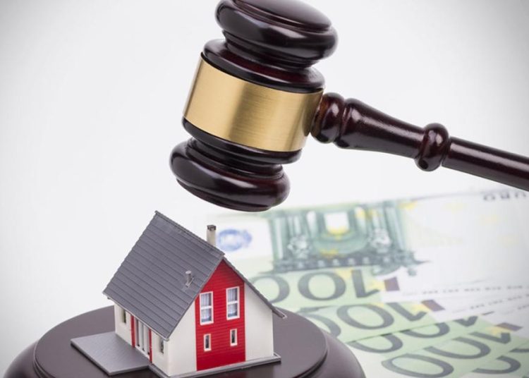 Νόμος Κατσέλη: Χάνουν στα δικαστήρια οι μισοί δανειολήπτες με την νέα διαδικασία της κυβέρνησης