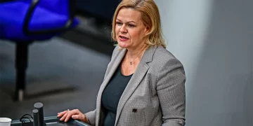 Γερμανία: Η υπουργός Εσωτερικών συνέστησε στους πολίτες να προμηθευτούν και να αποθηκεύσουν τρόφιμα