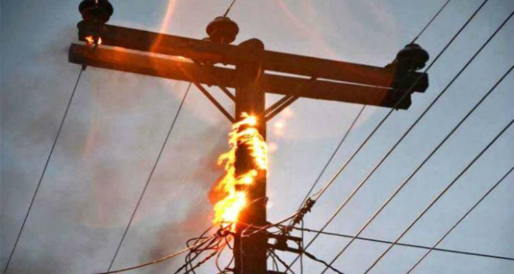 Μετά το σάλο η ΔΕΗ δέχεται διαγραφές οφειλών και της Ηλείας