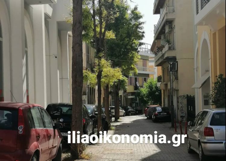 Πύργος: Οι πεζόδρομοι έγιναν πάρκινγκ! Αφόρητη κατάσταση καθημερινά