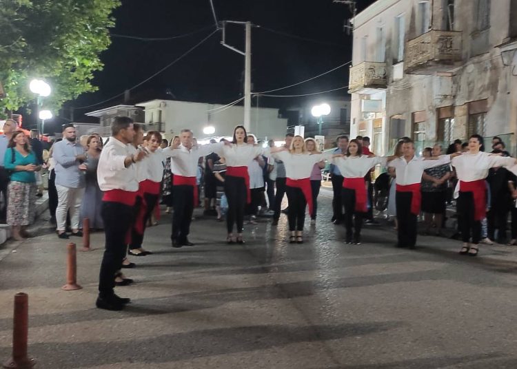 Χάβαρι: Μεγαλοπρεπής η γιορτή της Αγίας Τριάδας