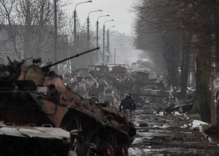 Η Ουκρανία έχει καταναλώσει όλο τον σοβιετικό και ρωσικό οπλισμό της – Εξαρτάται πια πλήρως από τη Δύση