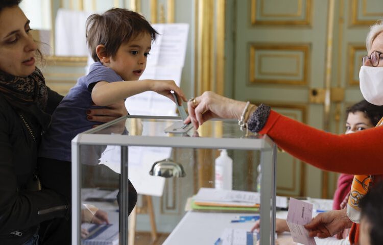 Προεκλογικός αναβρασμός και σενάρια για 3η κάλπη αν δεν προκύψει αυτοδυναμία