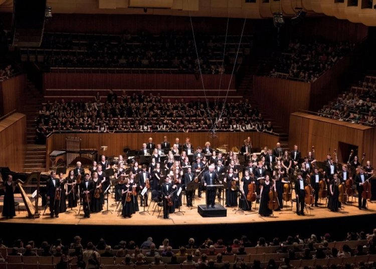 Έρχεται στο θέατρο Φλόκα η 60μελής Συμφωνική Ορχήστρα Νέων Κολοράντο