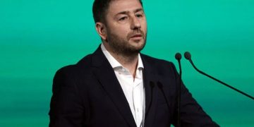 ΠΑΣΟΚ-ΚΙΝΑΛ: Θετικός στον κορωνοϊό ο Νίκος Ανδρουλάκης