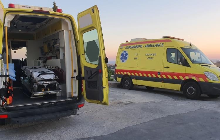 Χάβαρι: 55χρονος δεν έβαλε χειρόφρενο και τον παρέσυρε το αμάξι του