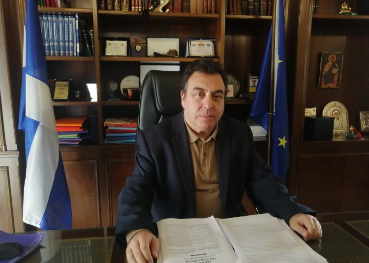 Δήμος Πύργου: Μειώνονται τα τέλη κοινόχρηστων χώρων κατά 50%