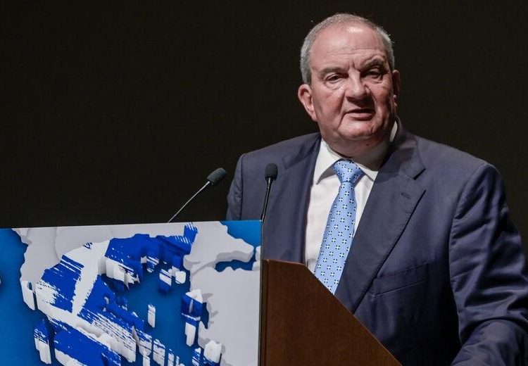 Φαγωμάρες στη ΝΔ: Αιχμές Καραμανλή σε Μητσοτάκη – Μαξίμου