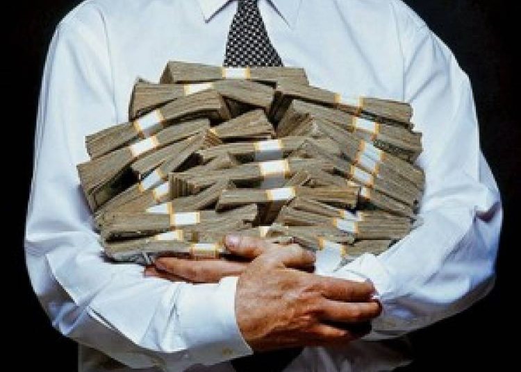 Πληθωρισμός και πόλεμος δεν πτοούν τον πλούτο: Αυξήθηκε στα $530 τρισ.