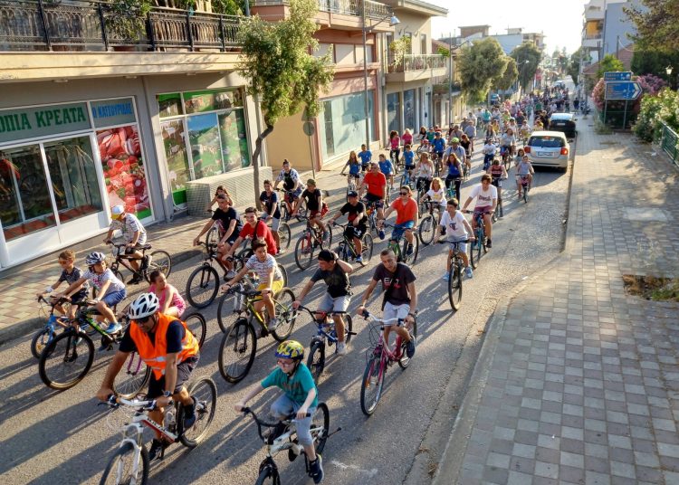Μεγάλη συμμετοχή παιδιών στην Παγκόσμια Μέρα Ποδηλάτου στην Αμαλιάδα