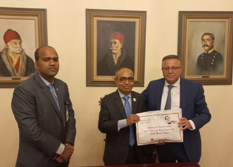 Γαστούνη: Κατασκευή σπιτιών για εργάτες γης από το Μπαγκλαντές θέλει ο Α. Μαρίνος