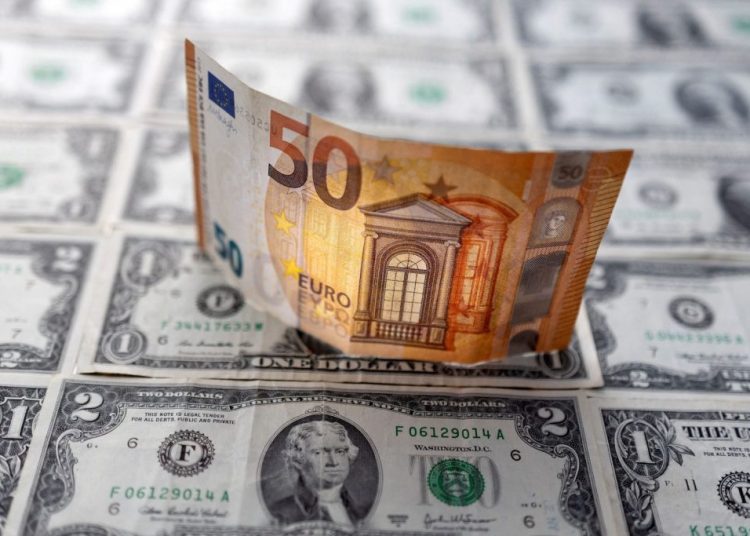 ΕΥΡΩπαϊκή οικονομική αμηχανία: Γιατί βουλιάζει το ευρώ και ποιές είναι οι επιπτώσεις στην οικονομία