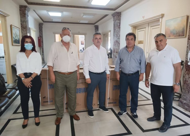 Ο Δήμος Πύργου και ο επιχειρηματίας Γιάννης Μπότσας ενώνουν τις δυνάμεις τους με προσφορά υλικοτεχνικής υποδομής στο Νοσοκομείο Πύργου