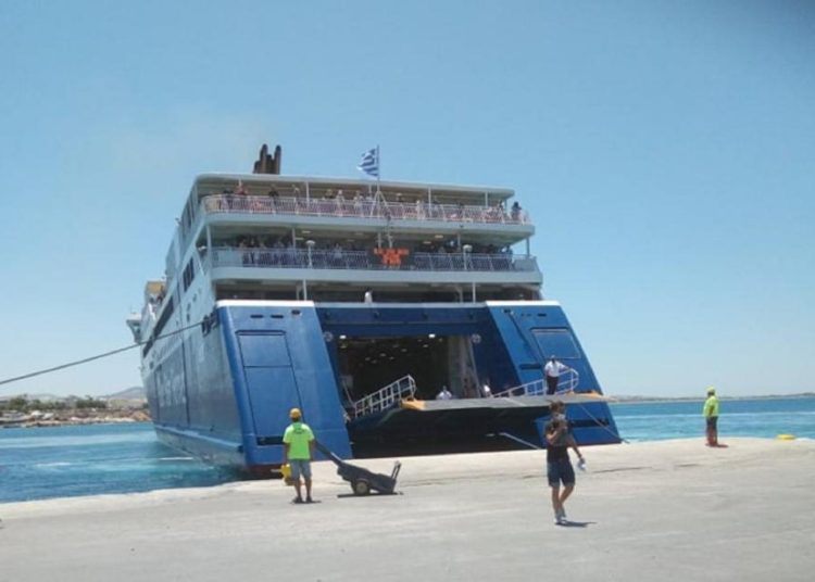 Αντιδράσεις για τις νέες αυξήσεις στα ακτοπλοϊκά εισιτήρια