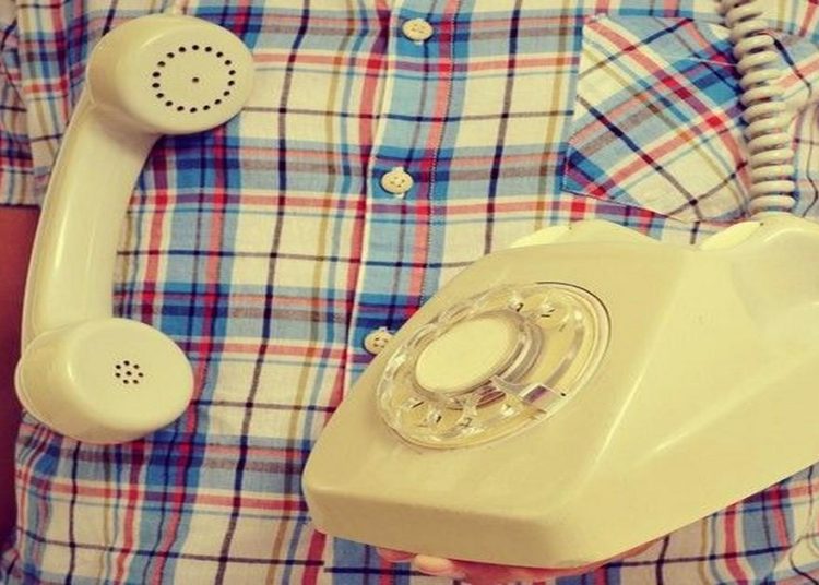 Ιστορίες από τα παλιά: Πώς ήταν να μεγαλώνεις μόνο με σταθερό τηλέφωνο!