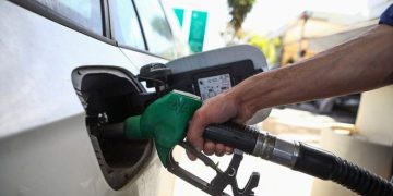 Η Ελλάδα έχει και επίσημα την ακριβότερη βενζίνη στην Ευρώπη!