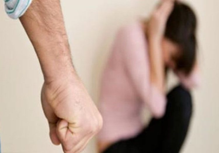 Λάρισα: Ο κουνιάδος την έστειλε στο νοσοκομείο-Άνω κάτω η οικογένεια