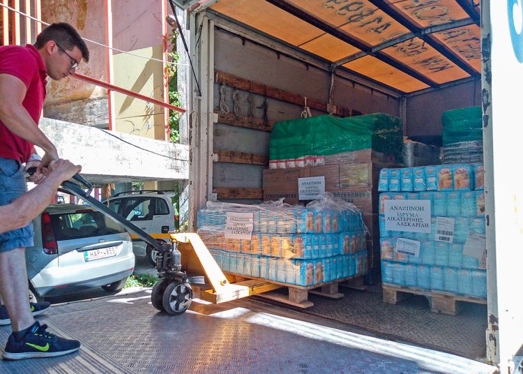 Προσφορά τροφίμων από το Ίδρυμα Αικατερίνης Λασκαρίδη στον πυρόπληκτο Δήμο Αρχαίας Ολυμπίας