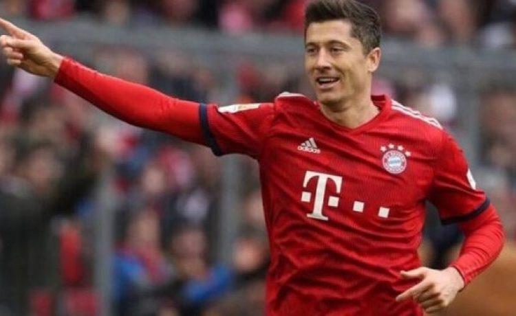 Ρόμπερτ Λεβαντόφσκι: Αντίο με χειροκρότημα στη Μπάγερν, ανακοινώθηκε από την Μπαρτσελόνα