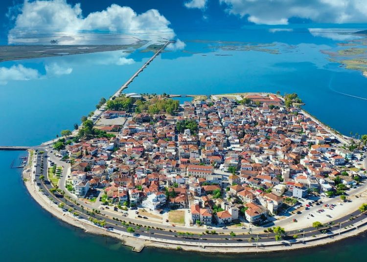 Αιτωλικό: Το νησάκι που θυμίζει Βενετία