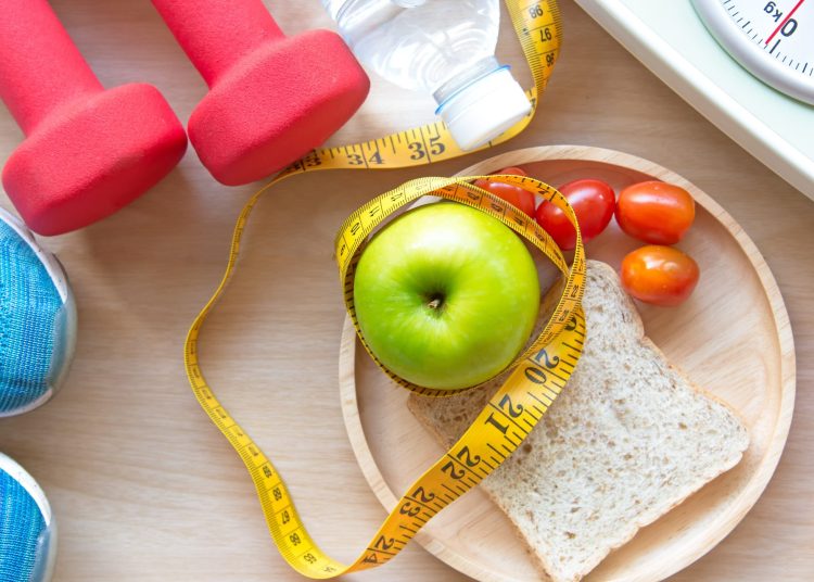 Σάκχαρο: Πώς να το διατηρήσετε σε καλά επίπεδα ακόμα και μετά από ένα ανθυγιεινό γεύμα