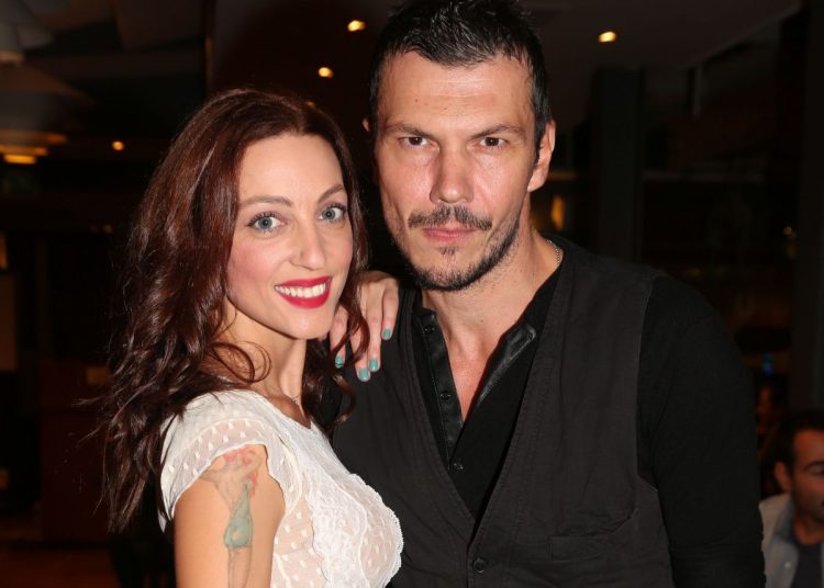 Ιωάννης Παπαζήσης: «Και νόμος να μην υπήρχε, συνεπιμέλεια θα επιλέγαμε με τη γυναίκα μου»