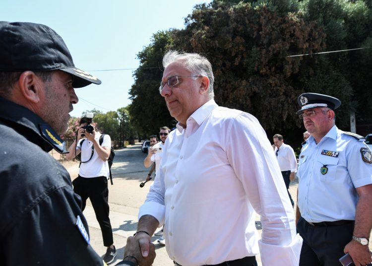 Εμπρησμούς χαρακτηρίζει ο Υπουργός Θεοδωρικάκος τις φωτιές στην Ηλεία