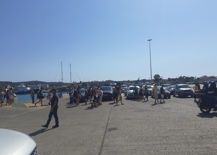 Τουρισμός: Η Ζάκυνθος «σπάει» τα ρεκόρ – Δύσκολα βρίσκεις δωμάτιο για όλο τον Αύγουστο. “Βουλιάζει” το λιμάνι της Κυλλήνης