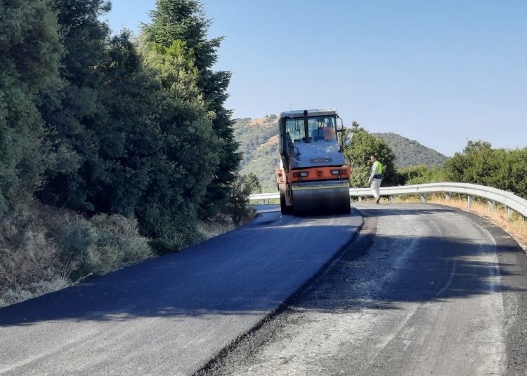 Αγία Κυριακή–Τσίπιανα–Κρυόβρυση: Συνεχίζονται τα έργα αποκατάστασης του δρόμου από κατολισθήσεις