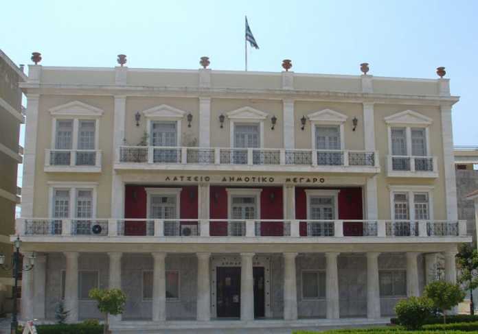 ΔΗΜΟΣ ΠΥΡΓΟΥ: Σε πόλεμο οι Εργαζόμενοι με τον Δήμαρχο – Δήμαρχος: “πλεόνασμα διαφθοράς και διαστροφής”-Εργαζόμενοι: “προσφύγετε άμεσα στον Εισαγγελέα άλλως θα προσφύγει ο Σύλλογός μας”