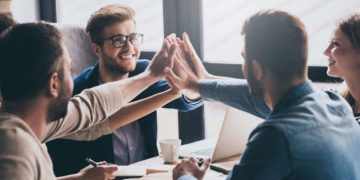 Νεανική επιχειρηματικότητα: Επιδοτήσεις ύψους 14.800 ευρώ για δημιουργία επιχειρήσεων