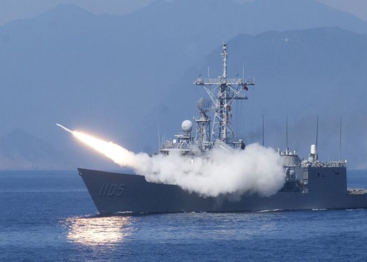 Στο «κόκκινο» η ένταση στην Ταϊβάν: Η Κίνα περικυκλώνει τη χώρα