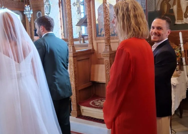 Λευτέρης Πετρούνιας: Έγινε κουμπάρος στην Πάτμο λίγες ημέρες μετά το χρυσό μετάλλιο