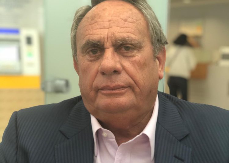 Ανδρέας Παπαδάκος: Γιατί δεν αλλάζετε τον Διοικητή του Γ.Ν. Ηλείας; Δεν φοβάστε το μαύρισμα του Ηλειακού Λαού;