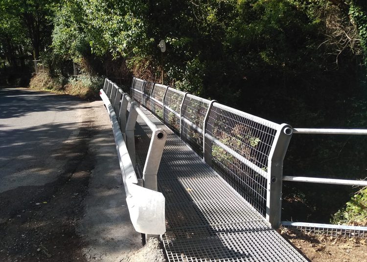 Δίβρη: Πεζογέφυρα θα διευκολύνει τους μαθητές να πηγαίνουν σχολείο