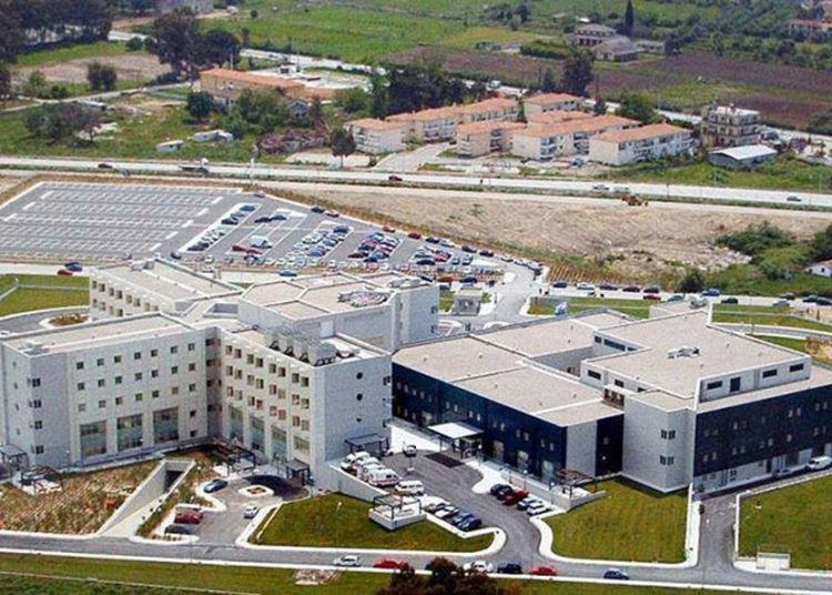 Νοσοκομείο Πύργου: Έμεινε ξανά με ένα  παθολόγο-Κυβερνητική κοροϊδία & αδιαφορία από την Μίνα Γκάγκα