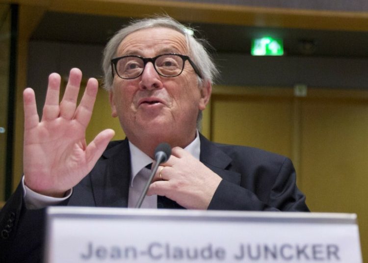 Ομολογία Γιούνκερ: Τα μέτρα που επιβλήθηκαν στην Ελλάδα ήταν πολύ αυστηρά
