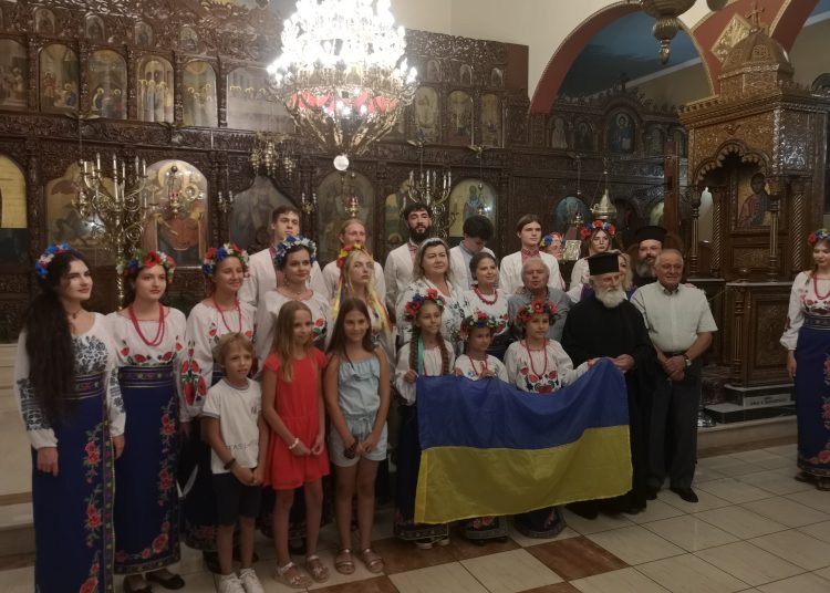 Το μήνυμα από το Λαντζόϊ της Ηλείας για τον λαό της Ουκρανίας- Εντυπωσίασε το οπτικοακουστικό θέαμα!